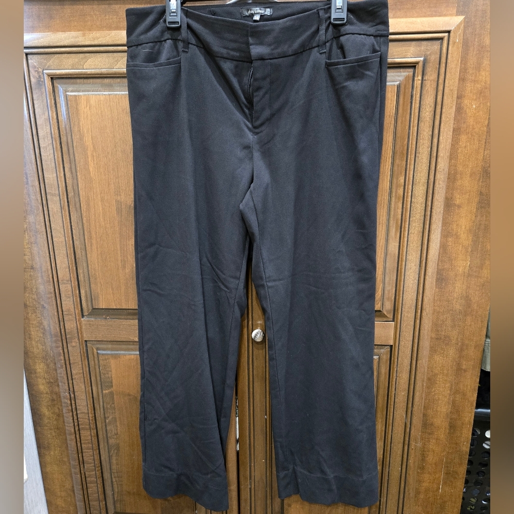 Daisy Fuentes slacks
